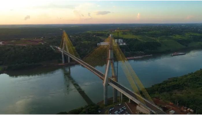 Inauguração de segunda ponte entre Brasil e Paraguai é adiada devido à 'alta probabilidade de chuva', informou Itaipu 